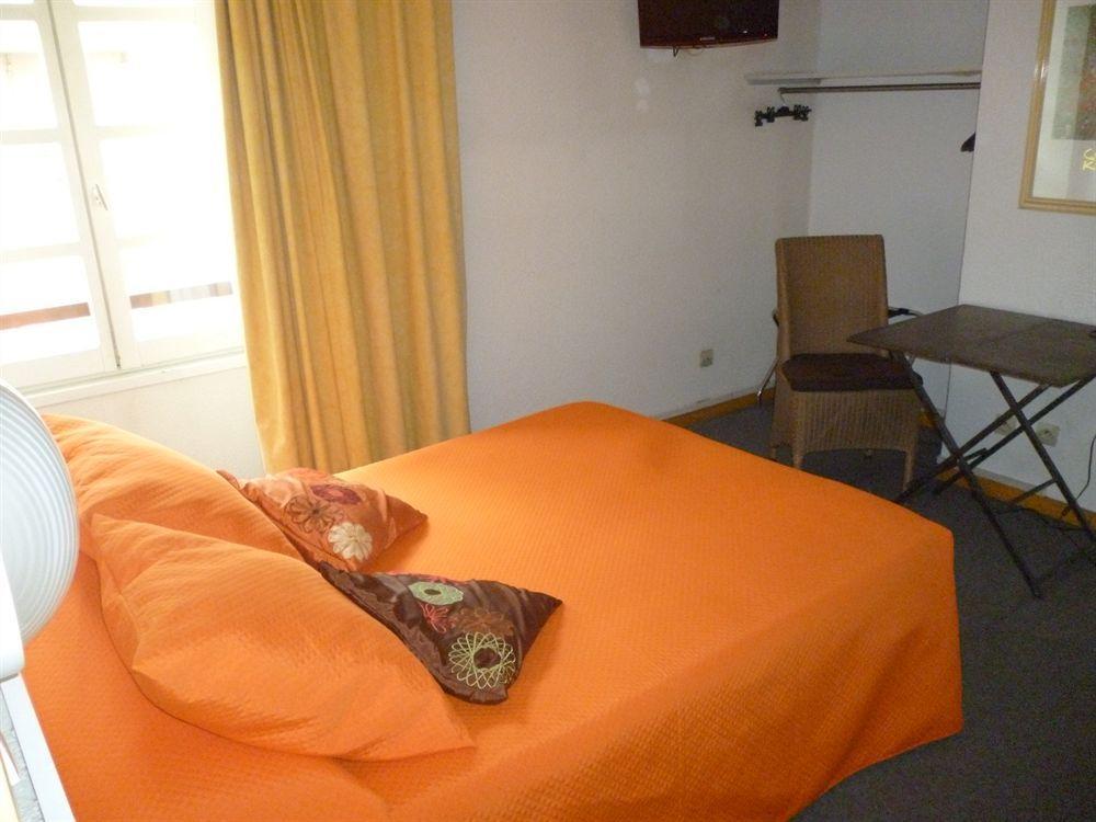 Hotel Theatre
