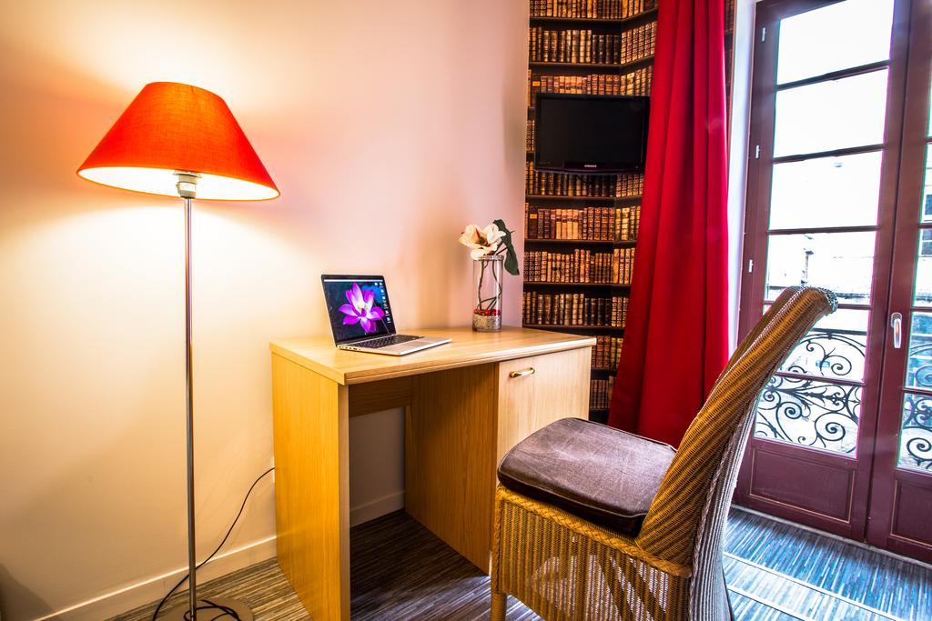 Hotel Theatre Chambery