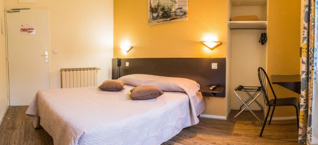 Hotel Theatre 2*